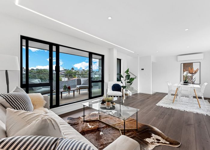  at 49 Northboro Road, Belmont, North Shore City, Auckland
