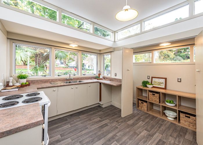  at 8B Brassey Road, Saint Johns Hill, Whanganui, Manawatu / Whanganui