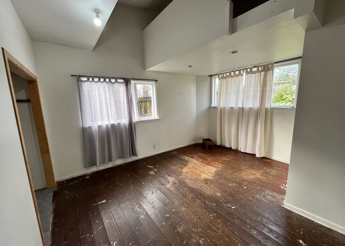  at 14 Eastglen Road, Glen Eden, Auckland