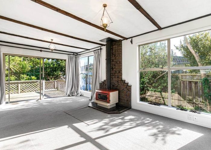  at 42 Hobby Avenue, Birkdale, North Shore City, Auckland