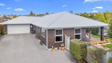  at 82C Smart Road, Glen Avon, New Plymouth