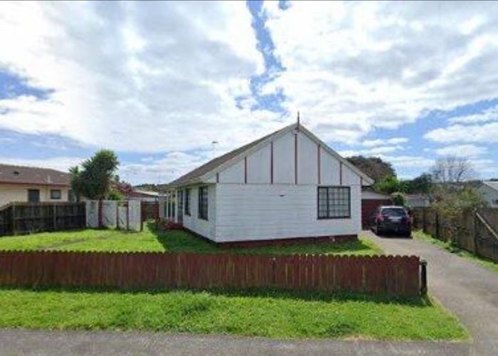  at 10 Rosemead Place, Randwick Park, Manukau City, Auckland