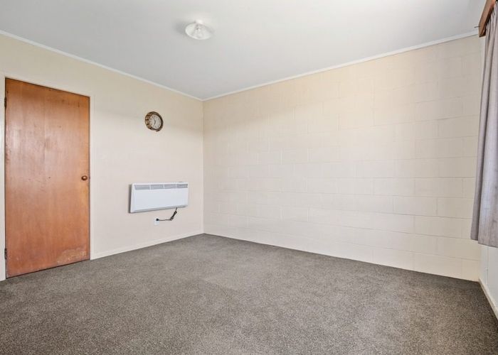  at 58 Kiwitea Street, Sandringham, Auckland