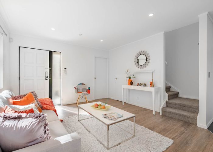  at 24/8 Margan Avenue, New Lynn, Auckland