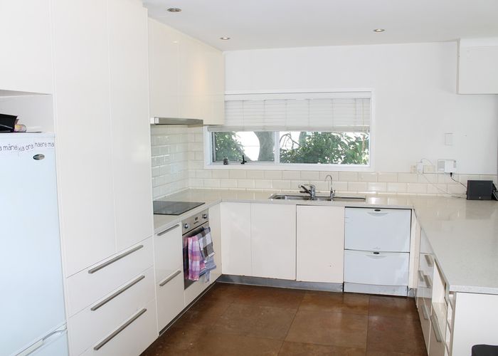  at 3/251 Tamaki Drive, Kohimarama, Auckland