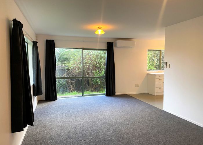  at 25E Leonard Road, Mount Wellington, Auckland City, Auckland