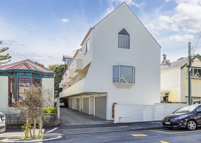  at 69D Elizabeth Street, Mount Victoria, Wellington, Wellington