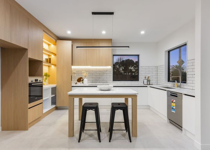  at 12A Union Road, Howick, Manukau City, Auckland