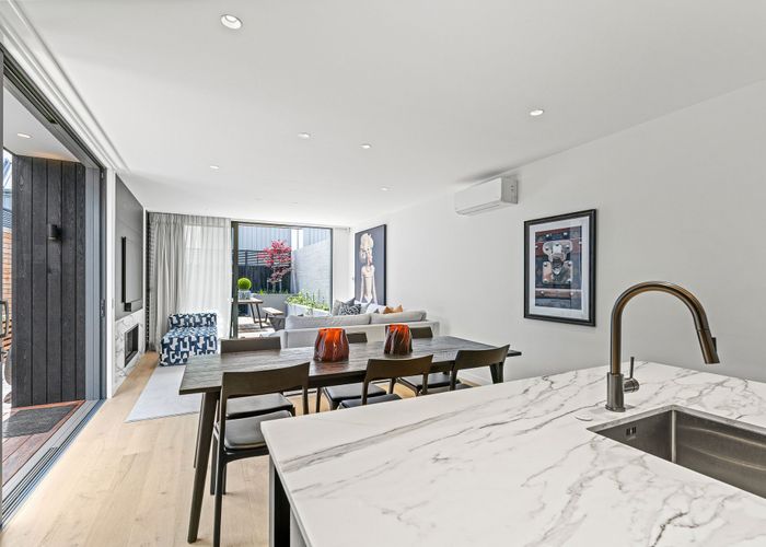  at 1/29 Melrose Street, City Centre, Christchurch City, Canterbury