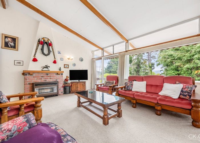  at 42 Norana Road, Maoribank, Upper Hutt