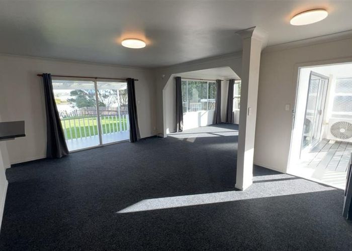  at 32 Aurea Avenue, Pakuranga, Manukau City, Auckland