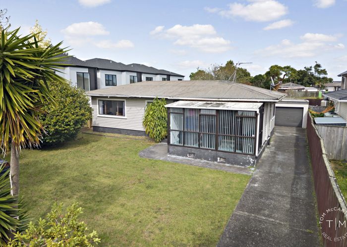  at 4 Mckean Avenue, Manurewa, Manukau City, Auckland