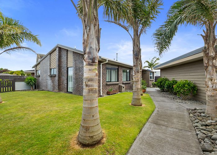  at 39 Tiverton Crescent, Whalers Gate, New Plymouth, Taranaki