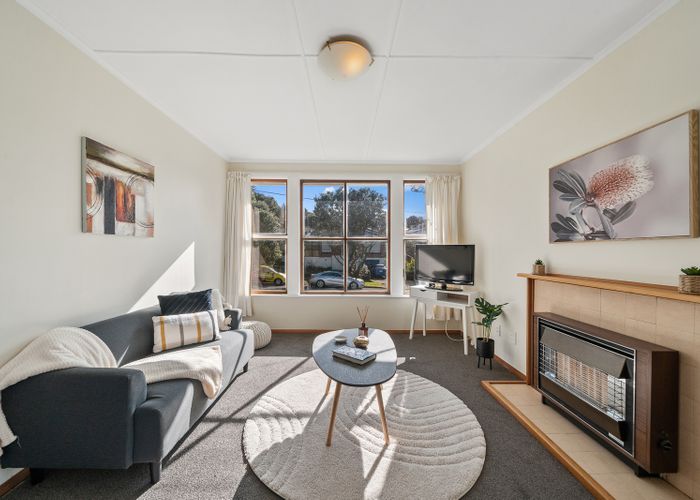  at 70 Franklyn Road, Tawa, Wellington