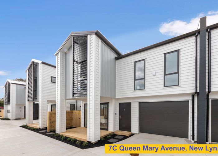  at 7C & 7D Queen Mary Avenue, New Lynn, Waitakere City, Auckland