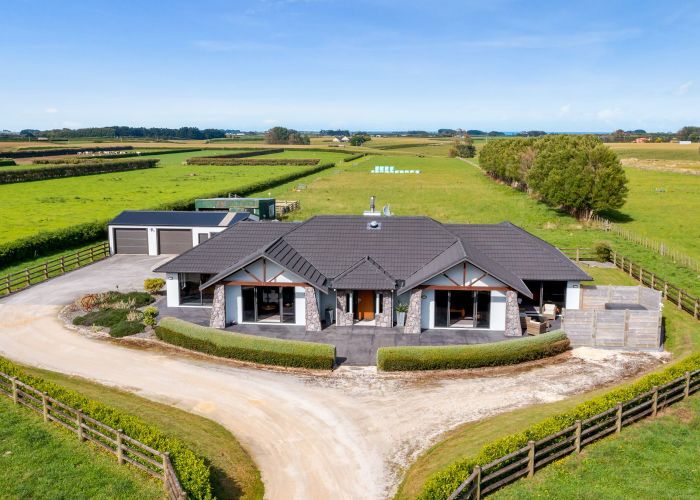  at 105 Mawhitiwhiti Road, Hawera