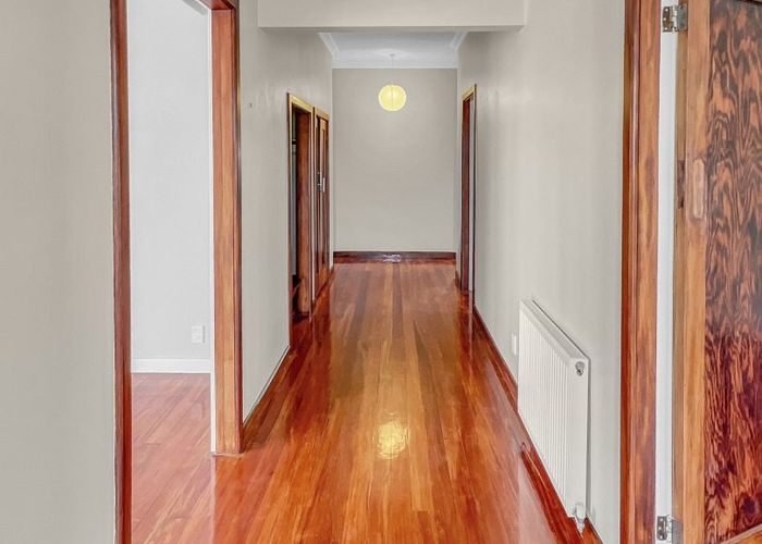  at 1/44 Old Lake Road, Devonport, North Shore City, Auckland