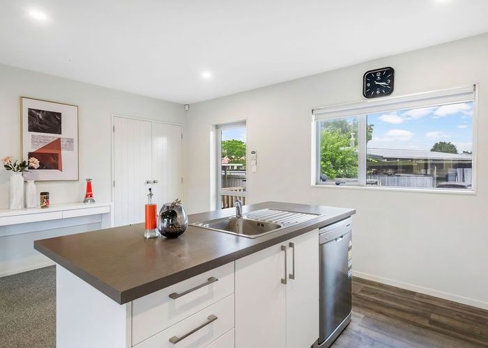  at 2/1 Clarice Place, Takanini, Papakura, Auckland