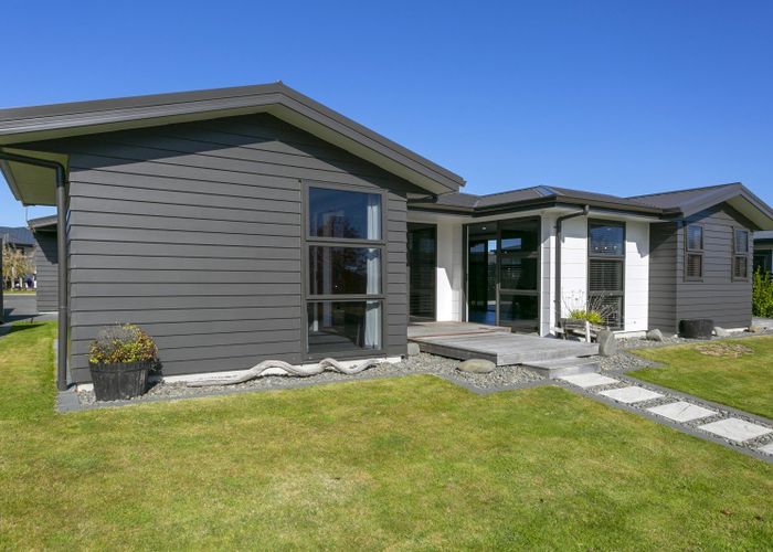  at 3 Bastille Court, Rangatira Park, Taupo