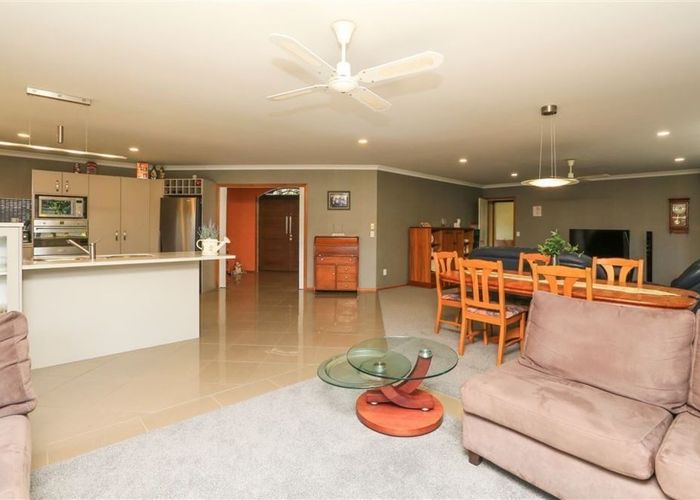  at 18 Fencourt Place, Rototuna, Hamilton, Waikato