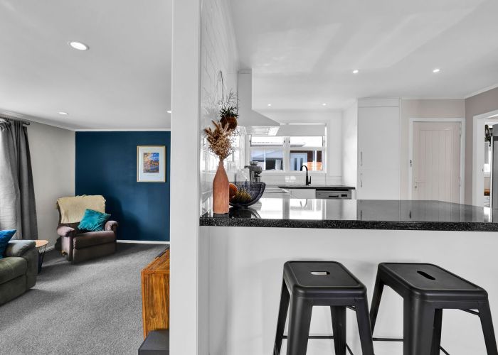  at 9 Manu Crescent, Upper Vogeltown, New Plymouth