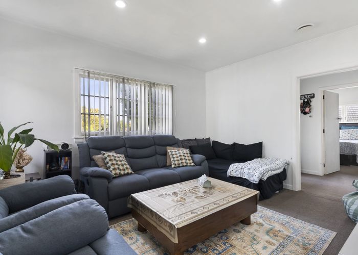  at 1/21 Cleek Road, Mangere East, Manukau City, Auckland