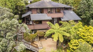  at 14A Spicer Place, Tawa, Wellington