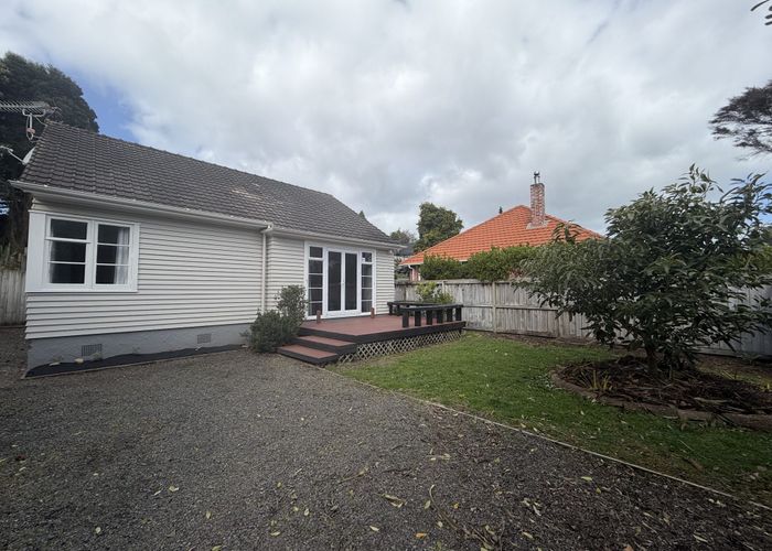  at 24 Galway Avenue, Hamilton East, Hamilton