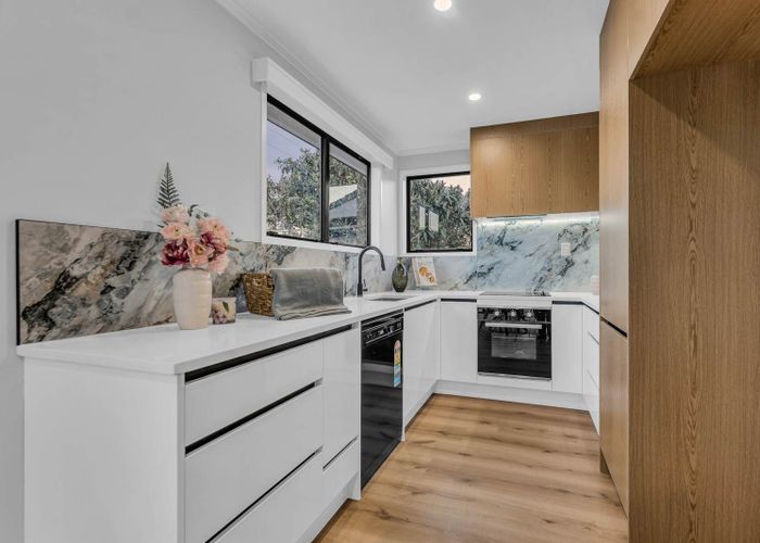  at 571 Swanson Road, Ranui, Waitakere City, Auckland