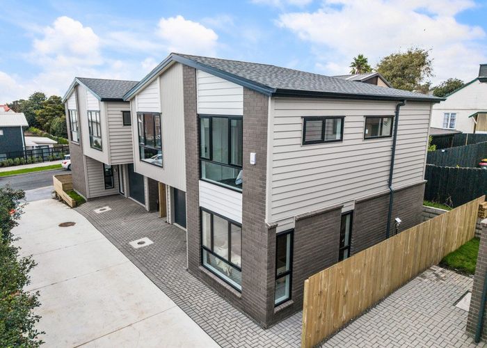 at 18A & 18B Range View Road, Mount Albert, Auckland City, Auckland