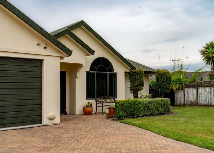  at 4 MacArthur Mews, Rototuna, Hamilton, Waikato