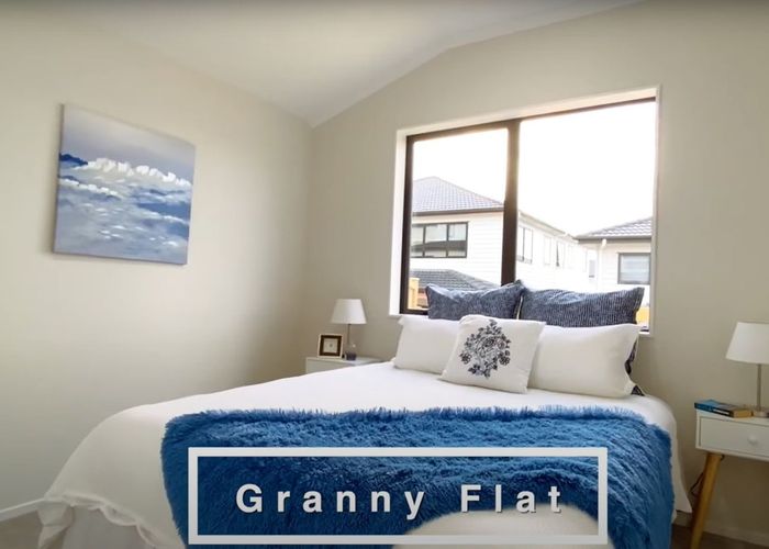  at 12 Tannaghmore Drive, Flat Bush, Manukau City, Auckland