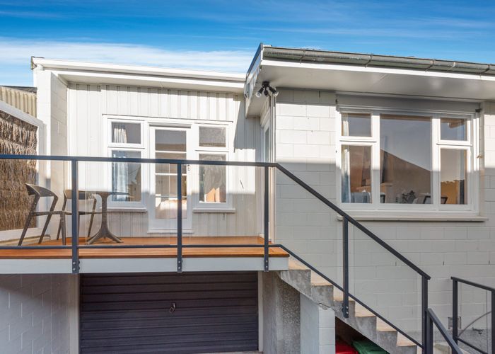  at 2/19 Repton Street, Merivale, Christchurch City, Canterbury