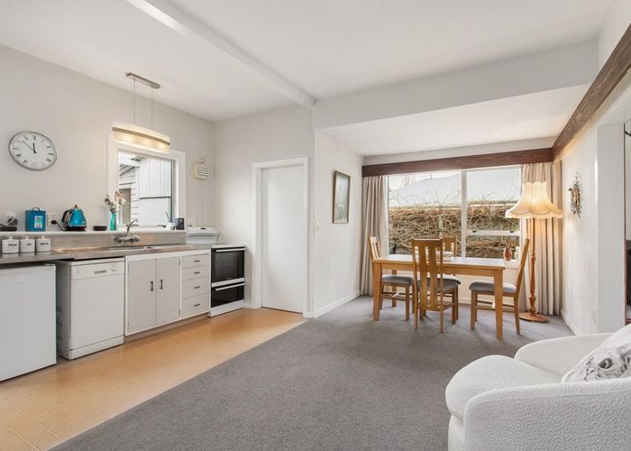  at 8 Blair Avenue, Papanui, Christchurch