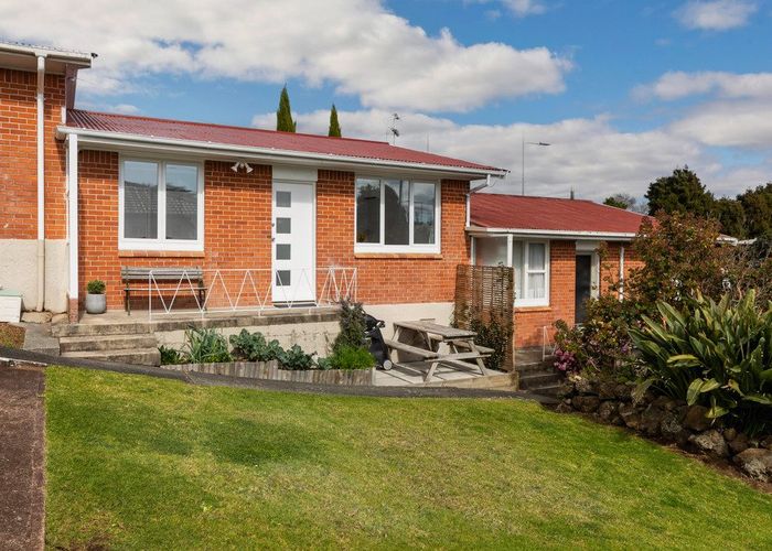  at 2/1034A New North Rd, Mount Albert, Auckland City, Auckland
