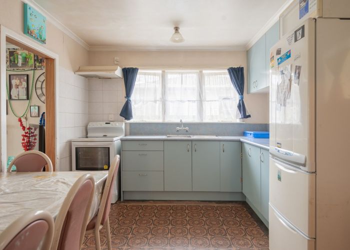  at 27 Hillary Crescent, Maraenui, Napier