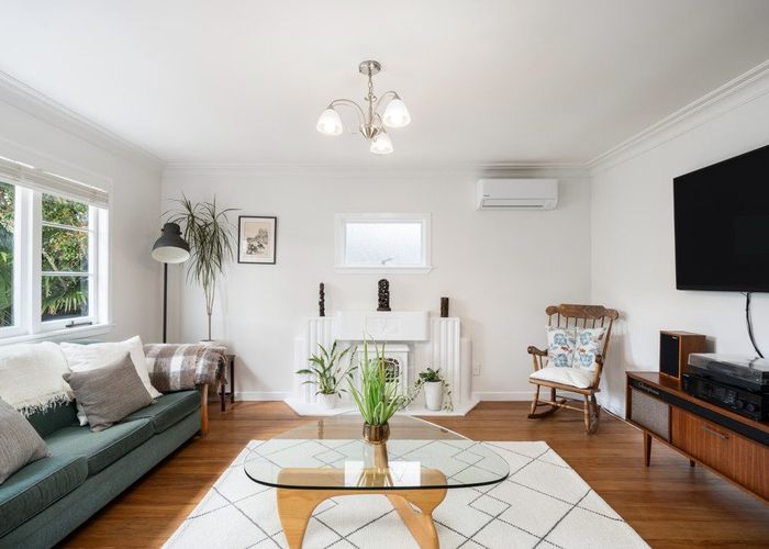  at 2/118A Marsden Avenue, Mount Eden, Auckland City, Auckland