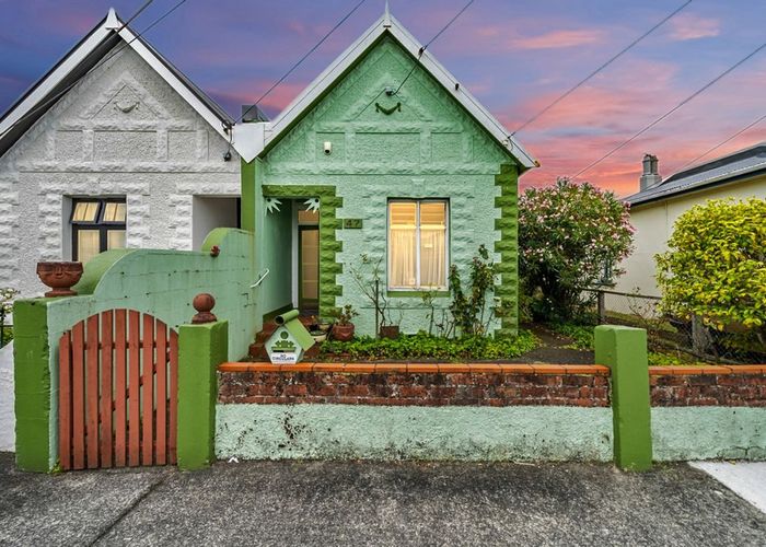 For sale 47 Riddlers Crescent, Petone, Lower Hutt, Wellington homes