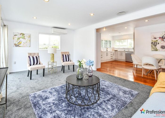  at 6 Blanes Road, Weymouth, Auckland