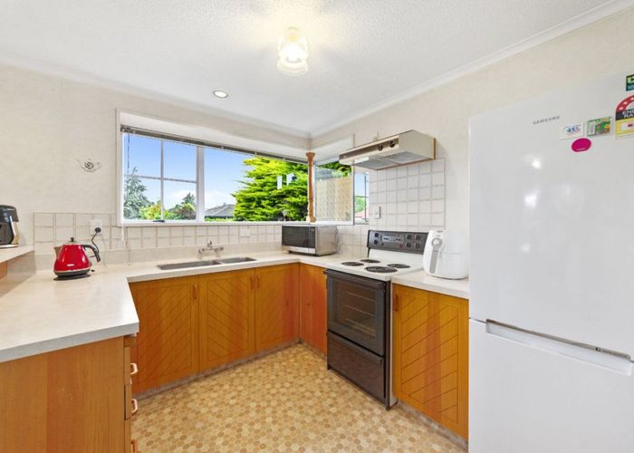  at 5 Algie Place, Avonhead, Christchurch