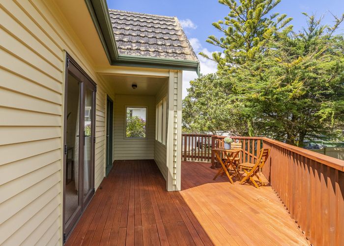  at 17 Ngapotiki Street, Paraparaumu Beach, Kapiti Coast, Wellington