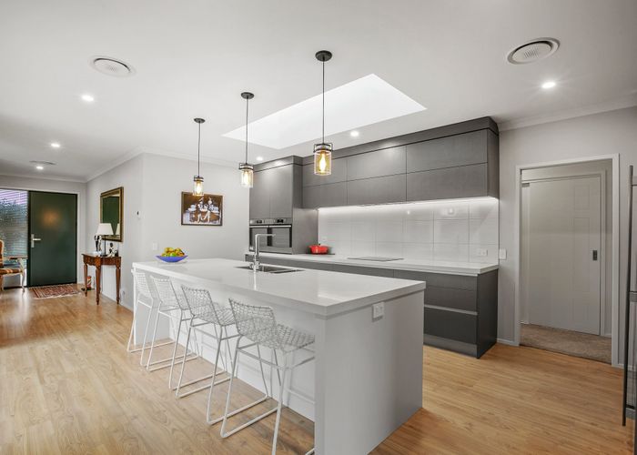  at 10 Francis Douglas Drive, Westown, New Plymouth