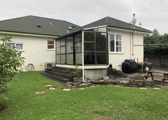  at 9 Karamua, Takaro, Palmerston North, Manawatu / Whanganui