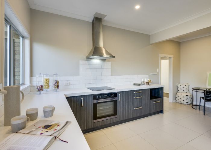  at 195 Taradale Road, Pirimai, Napier