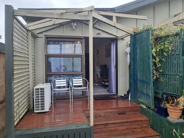  at 1/23 The Esplanade, Eastern Beach, Manukau City, Auckland