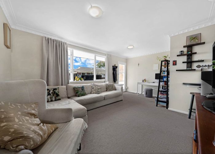  at 1/236 Pakuranga Road, Pakuranga Heights, Manukau City, Auckland