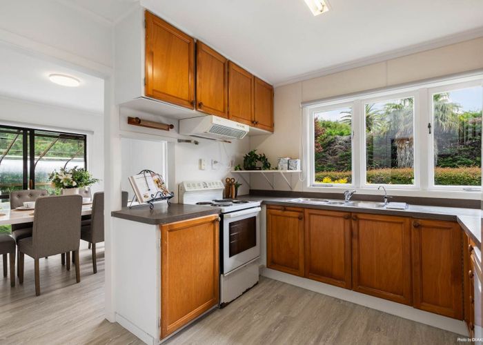  at 2 Awhitu Road, Waiuku, Waiuku