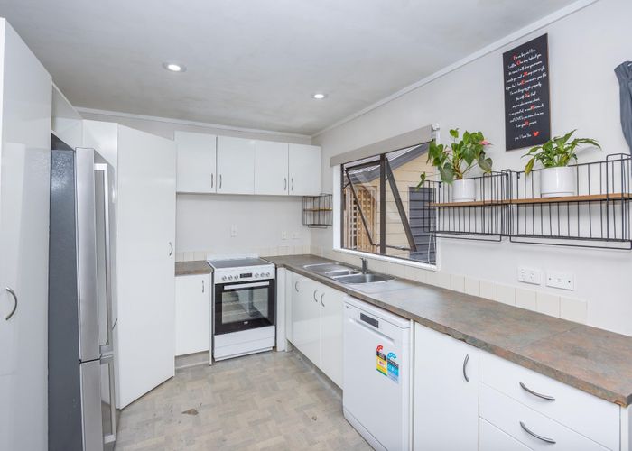 at 37 Mardon Road, Enderley, Hamilton