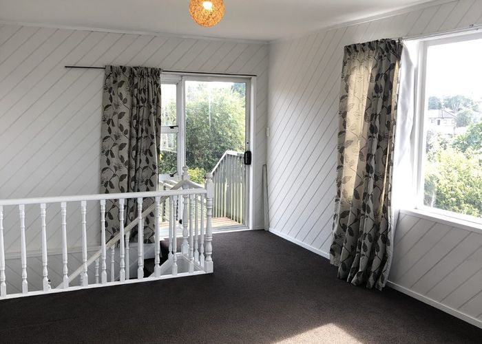  at 39 Mason Street, New Lynn, Waitakere City, Auckland
