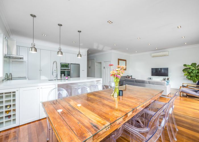  at 16 Warwick St, Morningside, Auckland City, Auckland